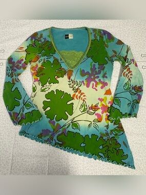 Bamboo Co Y2K Fairycore Women's M Multicolor Floral V-Neck Asymmetrical Blouse
